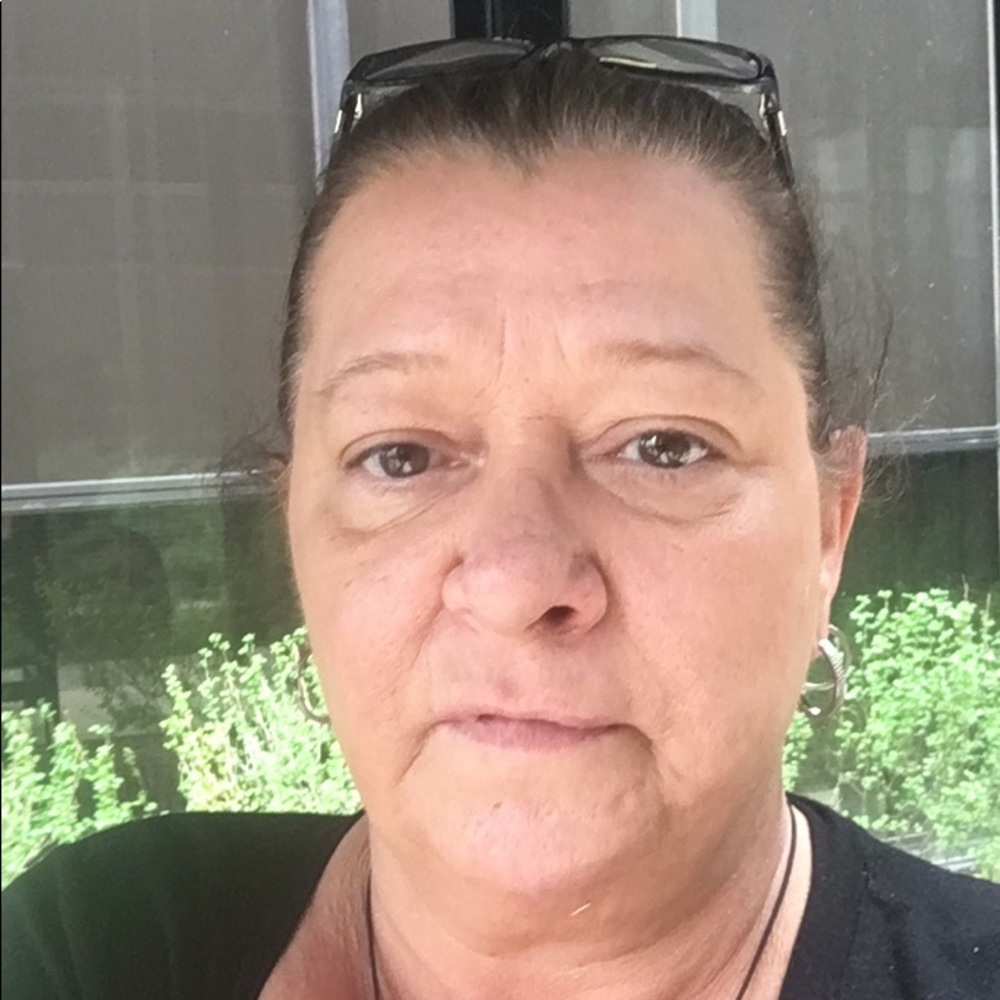Meet your Posher, Helen